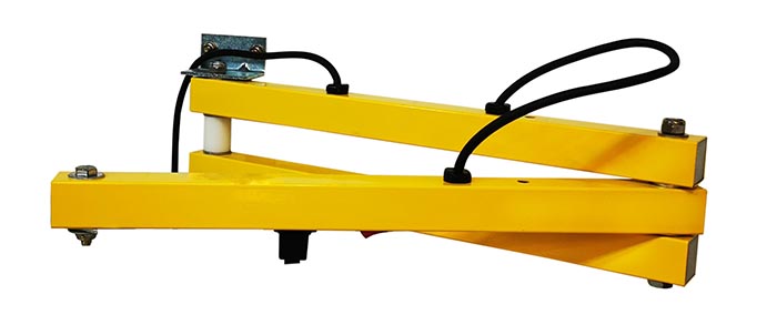 flexible arm for loading dock light